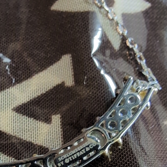 Source Unknown Gold and Silver Necklace Trio - Picture 4 of 15